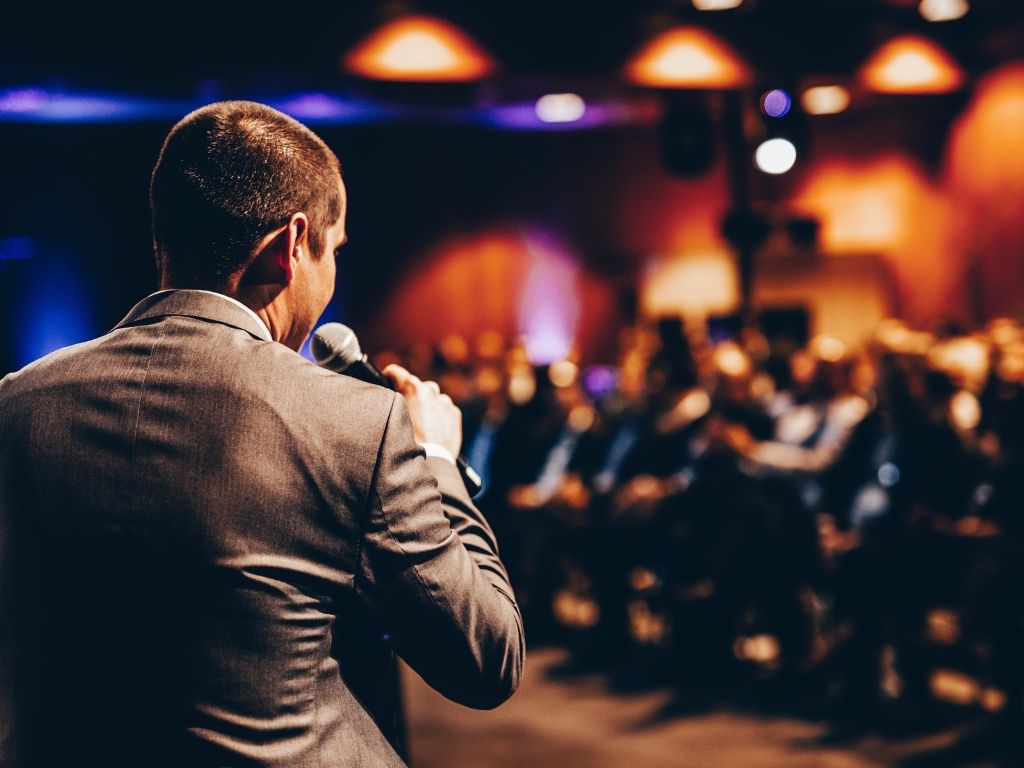 How Corporate Event Planner Services Improve Brand Image