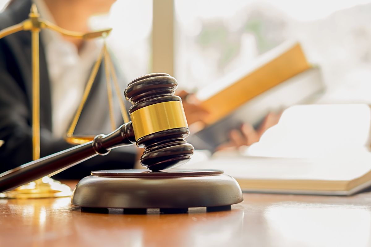 Tucson Divorce Red Flags You Should Never Ignore