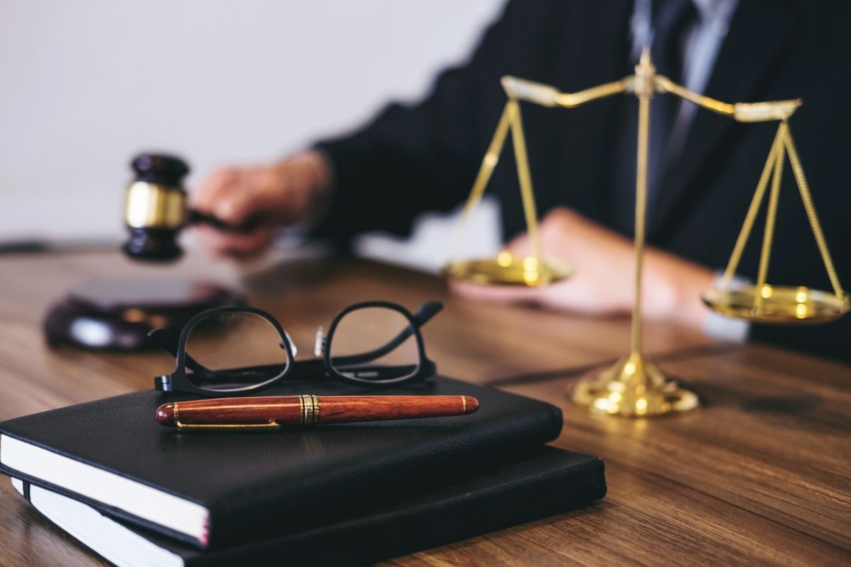How to Keep Emotions From Hurting Your Yuma Divorce Case